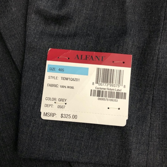 Suit (MSRP $450) Alfani - Picture 7 of 8